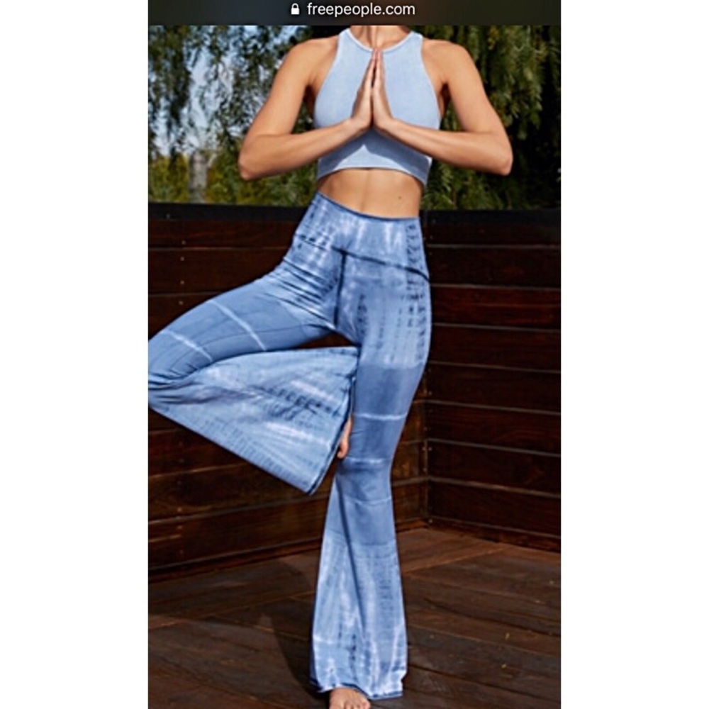 SOLD! Free people Tie dye legging pant Petite XS